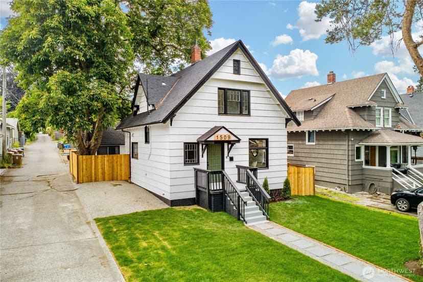 Property photo for 1509 N 6th Street, Tacoma photo 2