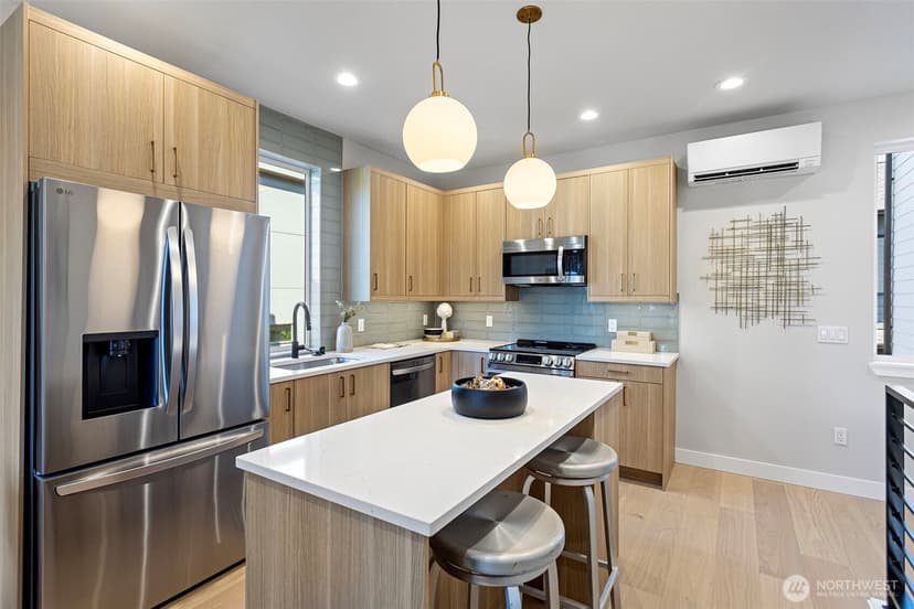 Property photo for 4116 NE 60th Street #B, Seattle photo 9