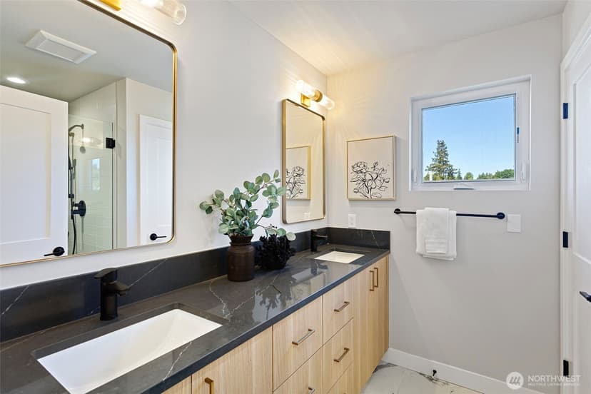 Property photo for 4116 NE 60th Street #B, Seattle photo 18
