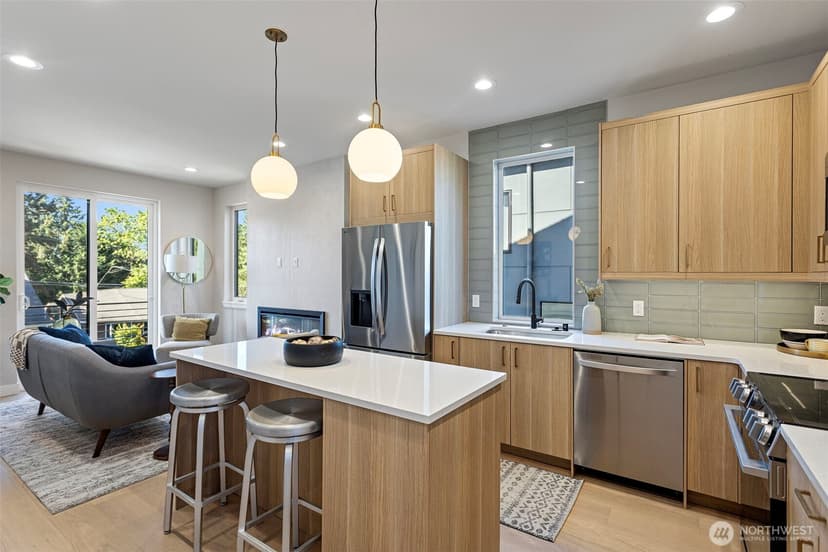 Property photo for 4116 NE 60th Street #B, Seattle photo 8