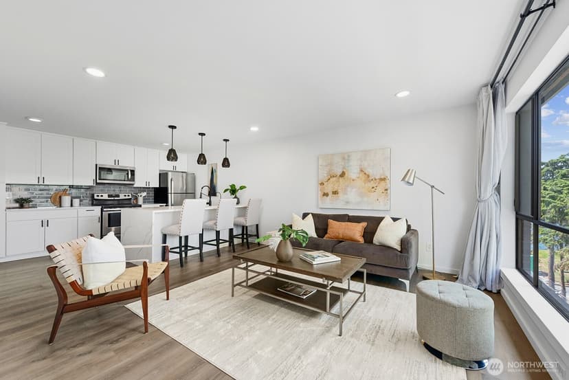 Property photo for 6225 Lake Washington Boulevard NE #402, Kirkland photo 12