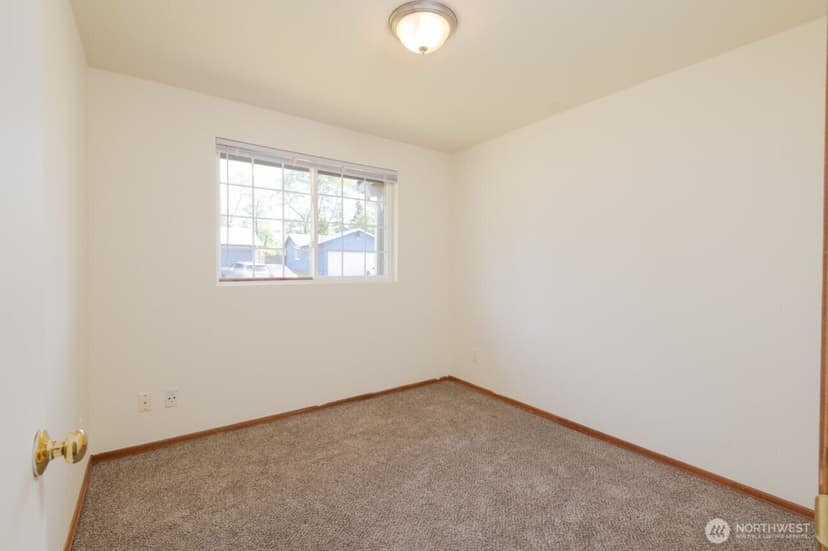 Property photo for 2619 SW 332nd Place, Federal Way photo 12