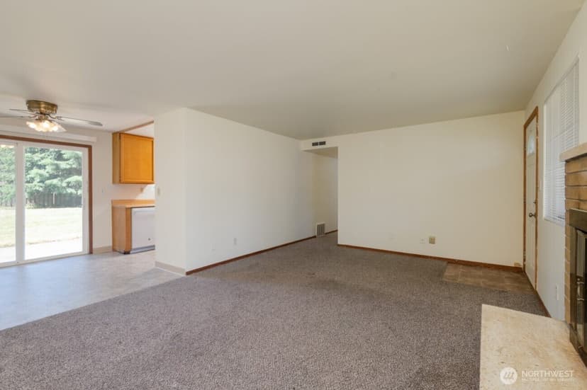 Property photo for 2619 SW 332nd Place, Federal Way photo 6
