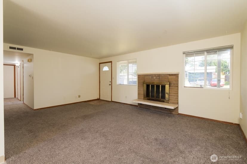 Property photo for 2619 SW 332nd Place, Federal Way photo 4