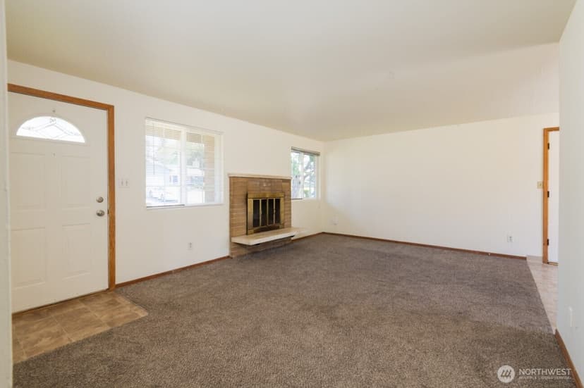 Property photo for 2619 SW 332nd Place, Federal Way photo 3