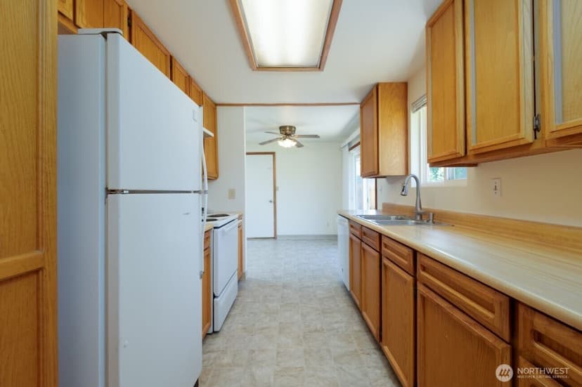 Property photo for 2619 SW 332nd Place, Federal Way photo 10