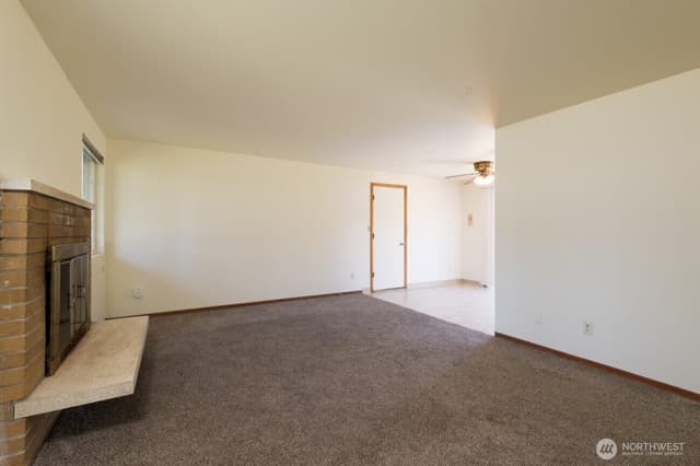 Property photo for 2619 SW 332nd Place, Federal Way photo 5