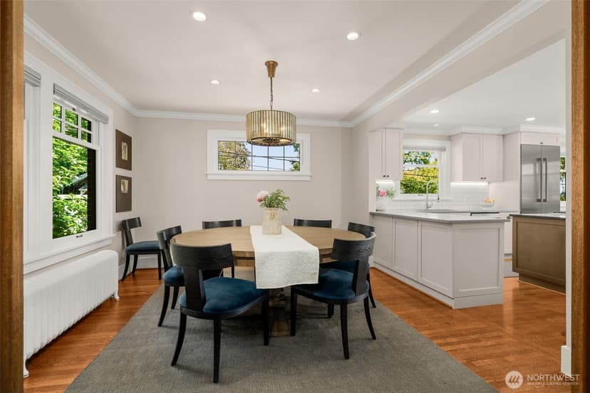 Property photo for 2406 Bigelow Avenue N, Seattle photo 16