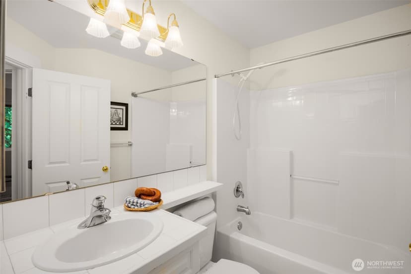 Property photo for 23300 SE Black Nugget Road #E6, Issaquah photo 16