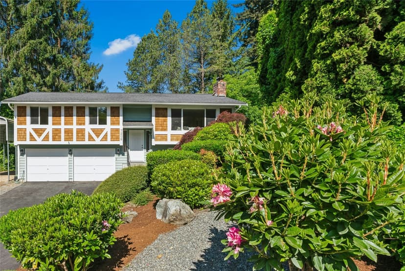 Property photo for 7208 Marwood Place, Woodinville photo 2