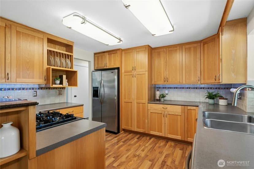 Property photo for 7208 Marwood Place, Woodinville photo 9