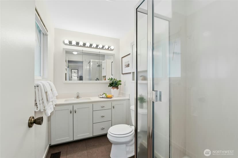 Property photo for 7208 Marwood Place, Woodinville photo 14