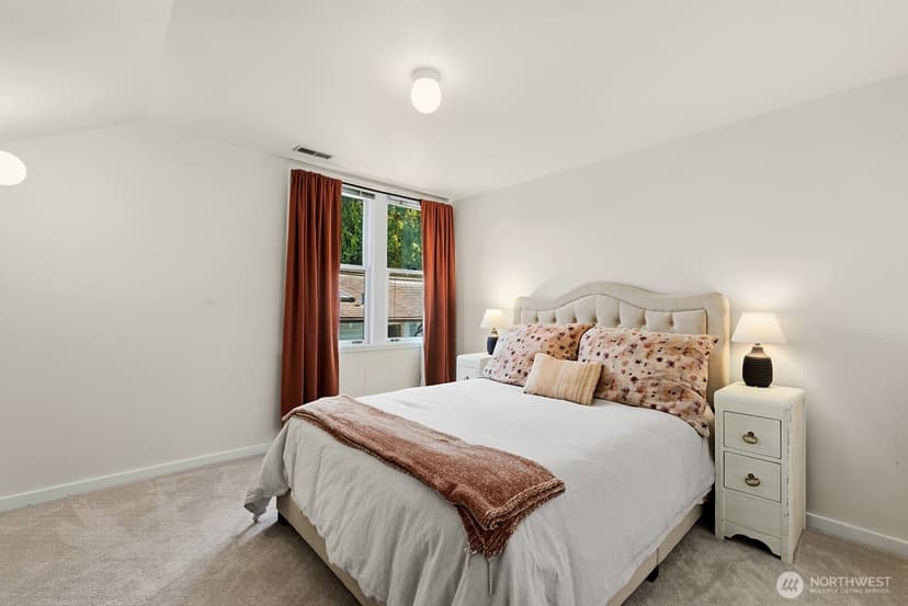 Property photo for 6314 19th Avenue NE, Seattle photo 22