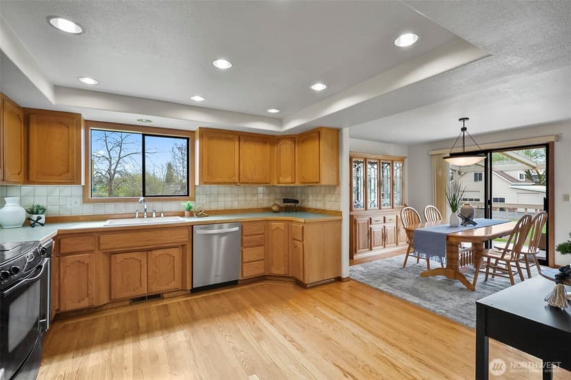 Property photo for 8130 85th Avenue SE, Snohomish photo 8