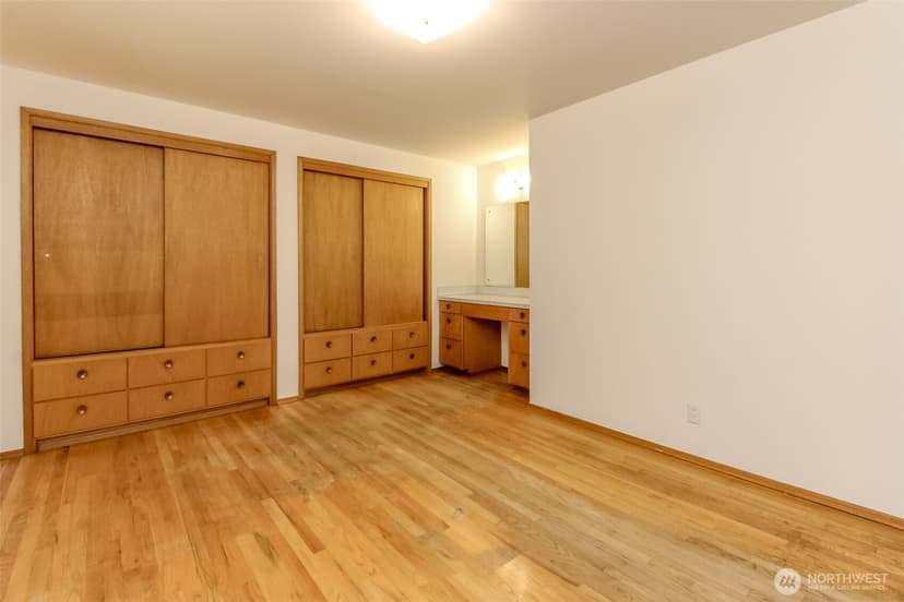 Property photo for 5127 S Hazel Street, Seattle photo 16