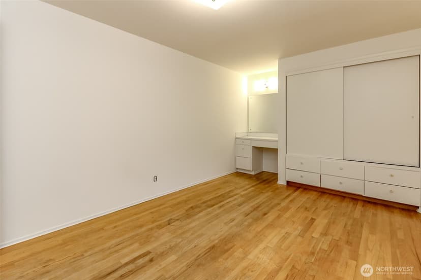 Property photo for 5127 S Hazel Street, Seattle photo 13