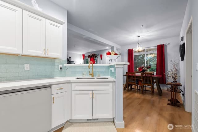 Property photo for 8943 Gravelly Lake Drive SW #2, Lakewood photo 5