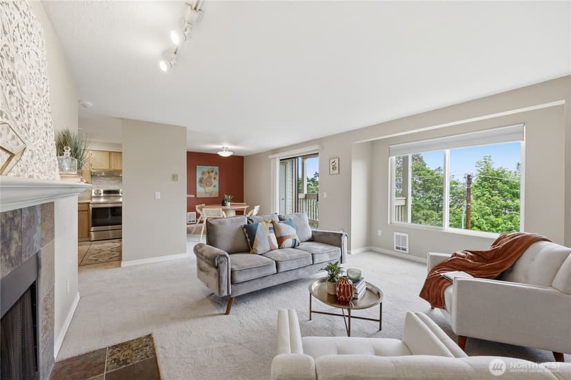 Property photo for 1700 W Sunn Fjord Lane #L202, Bremerton photo 12