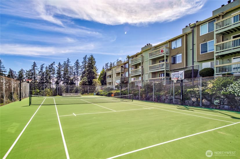 Property photo for 1700 W Sunn Fjord Lane #L202, Bremerton photo 35