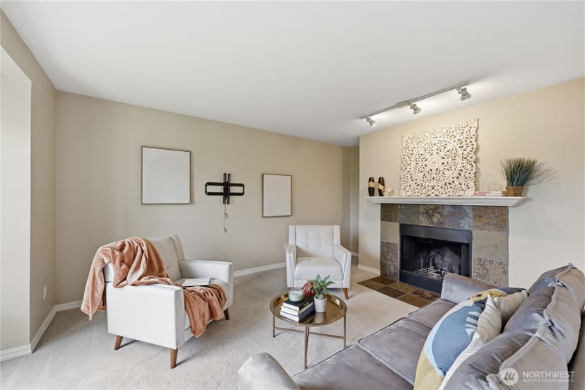 Property photo for 1700 W Sunn Fjord Lane #L202, Bremerton photo 14