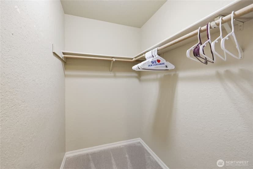 Property photo for 1700 W Sunn Fjord Lane #L202, Bremerton photo 25