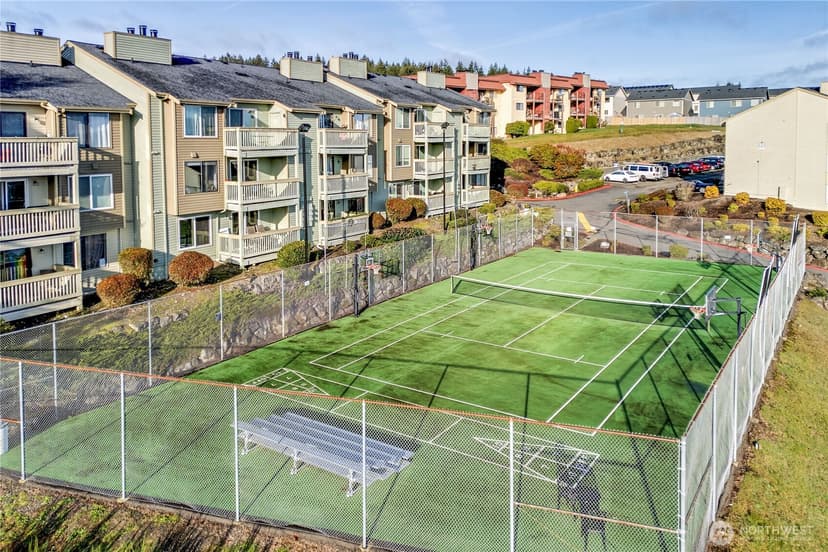 Property photo for 1700 W Sunn Fjord Lane #L202, Bremerton photo 32