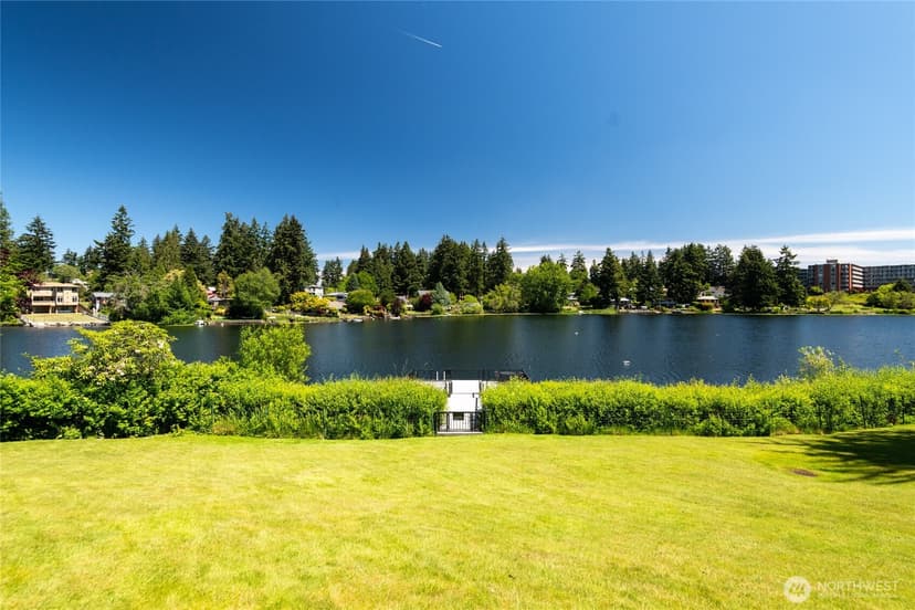 Property photo for 322 N 134th Street #104, Seattle photo 17