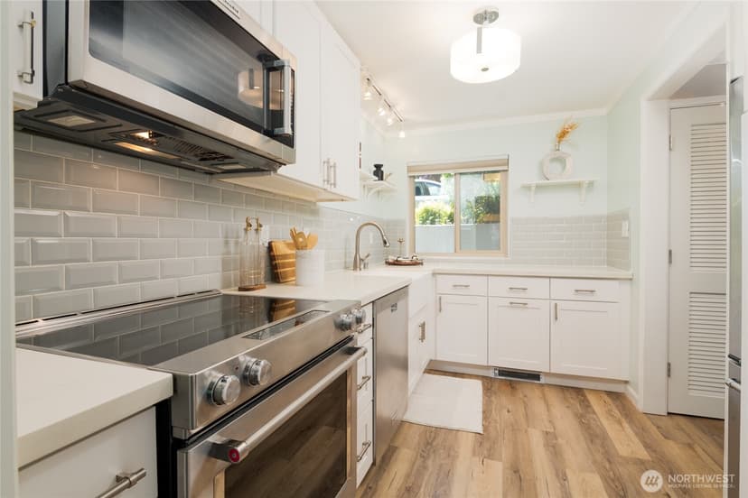 Property photo for 322 N 134th Street #104, Seattle photo 7