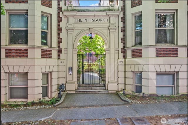 Property photo for 125 Warren Avenue N #M, Seattle