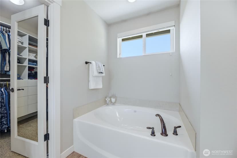 Property photo for 13806 197th Avenue E, Bonney Lake photo 26
