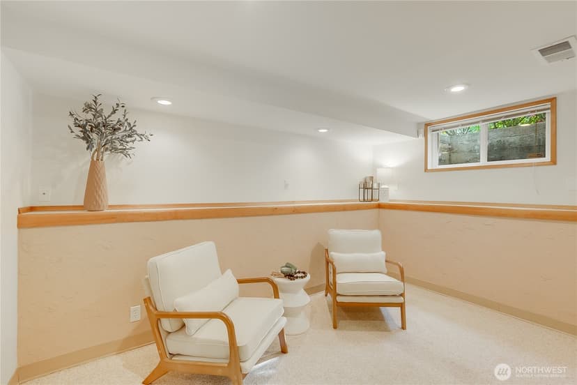 Property photo for 10417 76th Avenue S, Seattle photo 19