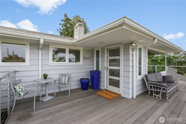 Property photo for 10417 76th Avenue S, Seattle photo 4