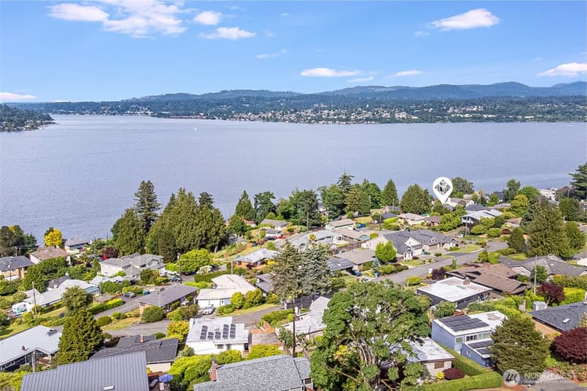 Property photo for 10417 76th Avenue S, Seattle photo 38