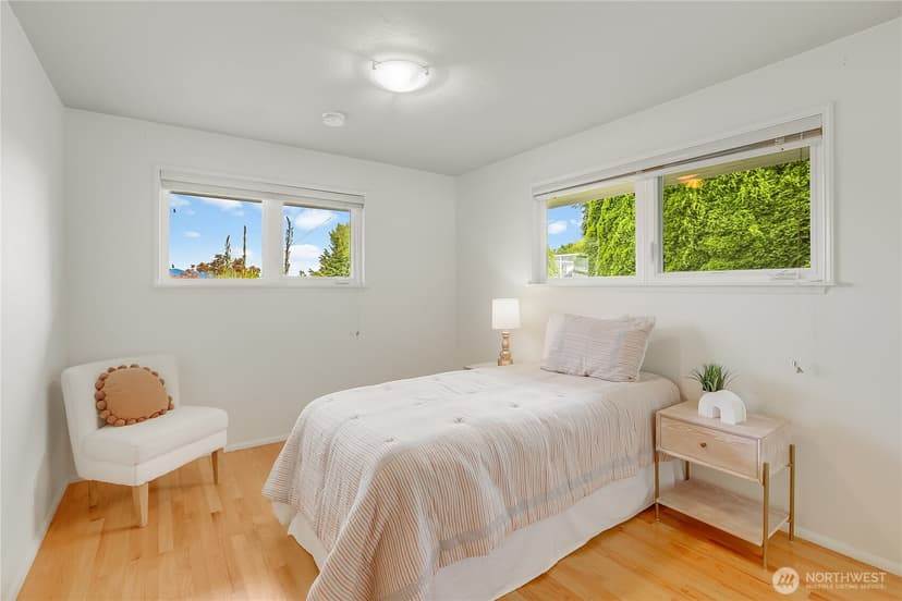 Property photo for 10417 76th Avenue S, Seattle photo 16