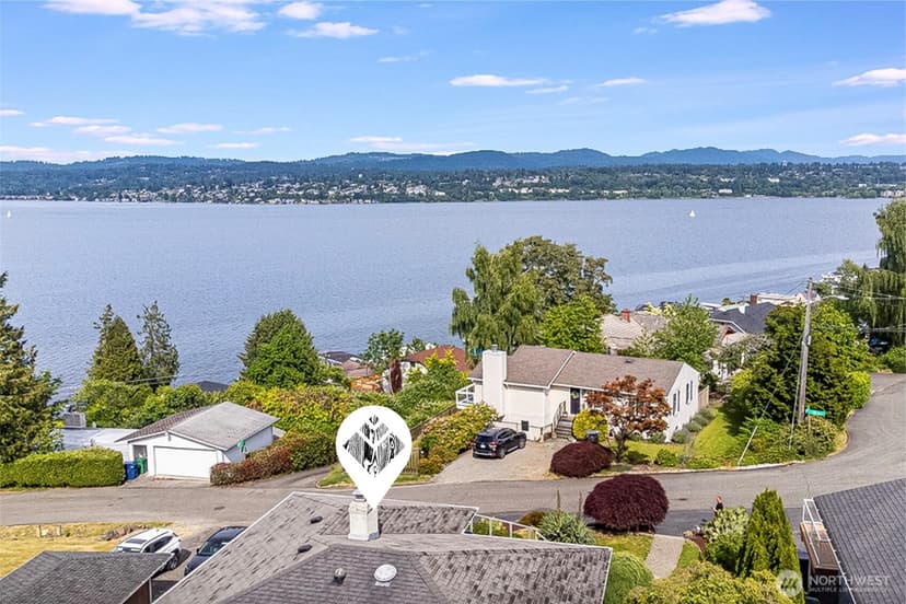 Property photo for 10417 76th Avenue S, Seattle photo 39