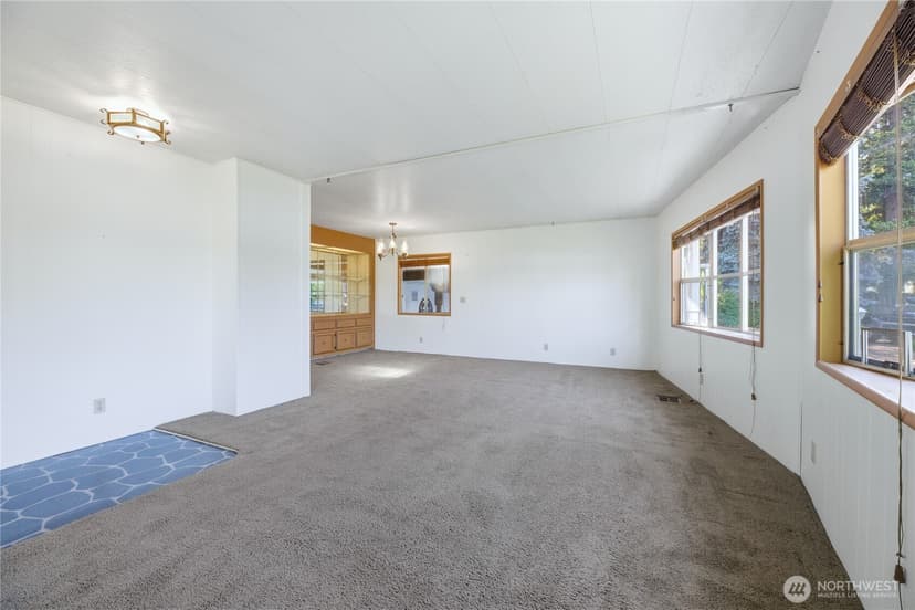 Property photo for 9314 Canyon Road E #12, Puyallup photo 16