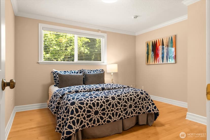 Property photo for 17524 10th Avenue NW, Shoreline photo 17