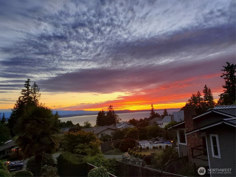 Property photo for 17524 10th Avenue NW, Shoreline photo 39