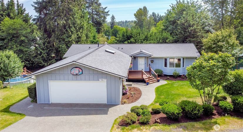 Property photo for 13617 SE 197th Place, Renton photo 2