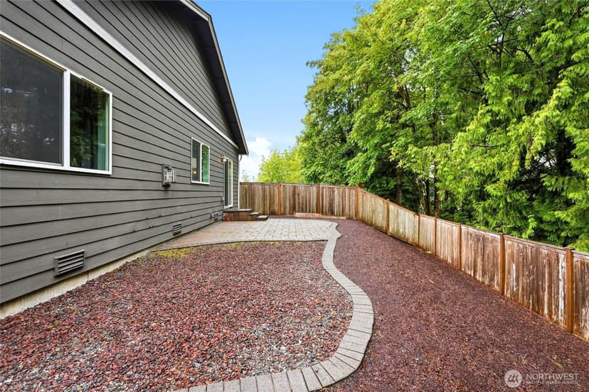 Property photo for 8231 81st Drive NE, Marysville photo 29