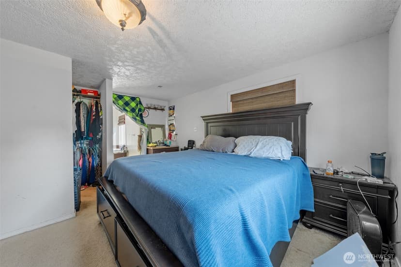 Property photo for 2118 160th Place SW, Lynnwood photo 11