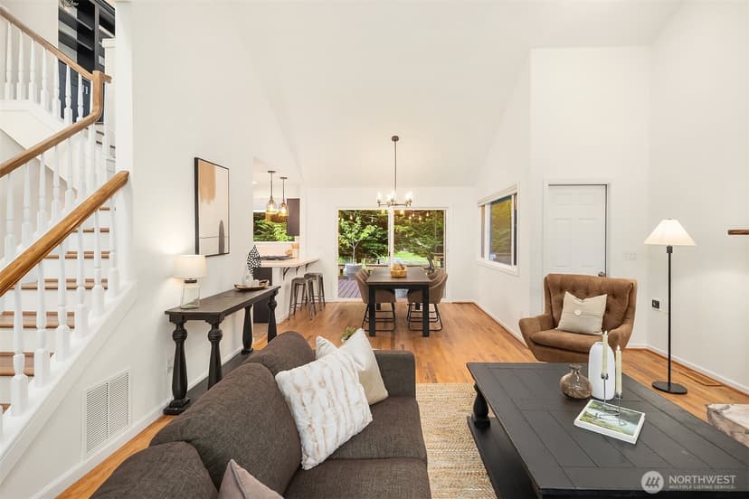Property photo for 9004 NE 170th Street, Kenmore photo 11