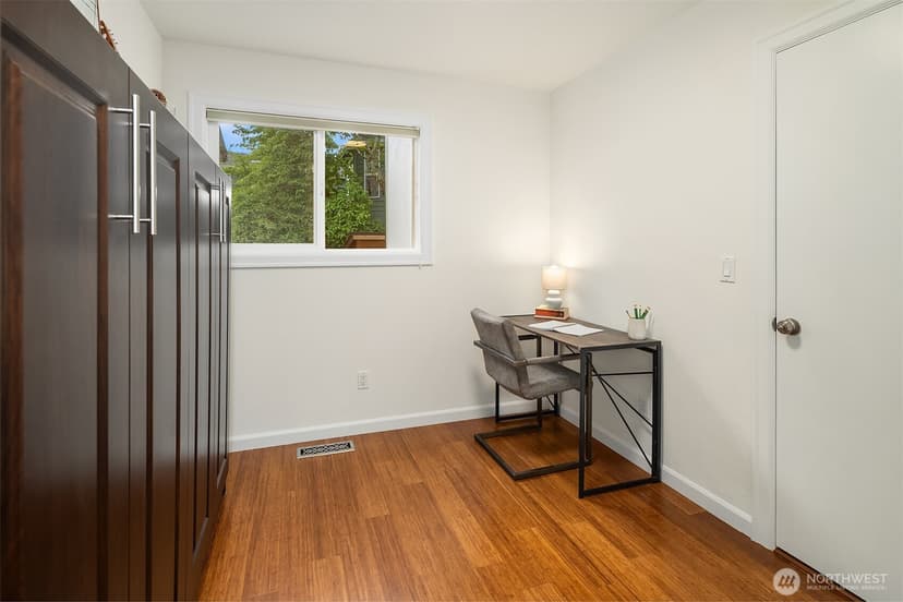 Property photo for 9004 NE 170th Street, Kenmore photo 24