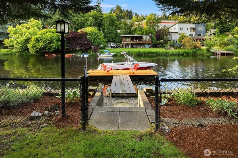 Property photo for 9004 NE 170th Street, Kenmore photo 31