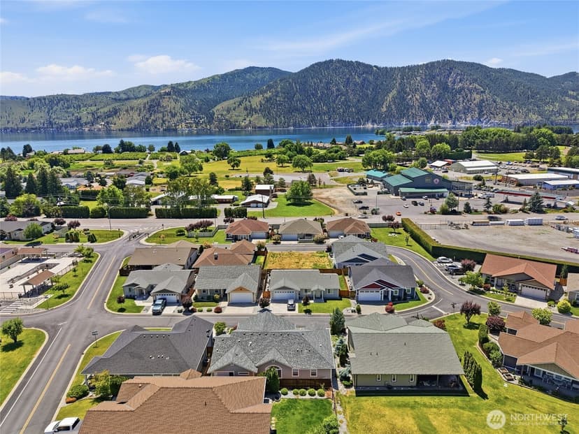 Property photo for 404 Ridgewood Drive, Manson photo 37