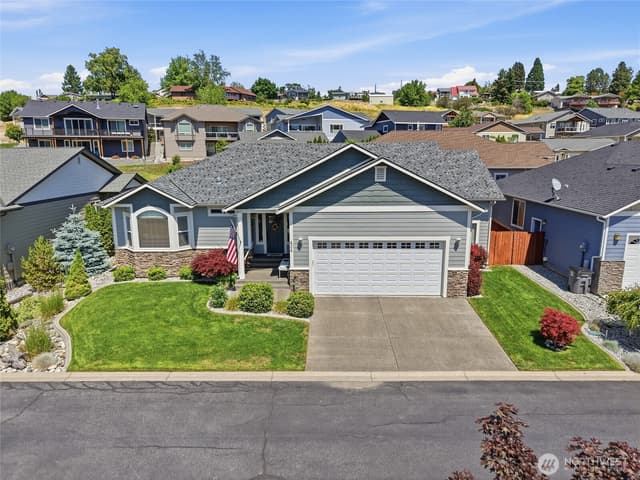 Property photo for 404 Ridgewood Drive, Manson