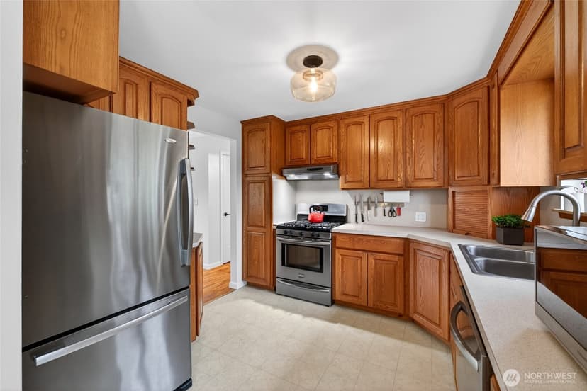 Property photo for 13332 173rd Avenue SE, Renton photo 10