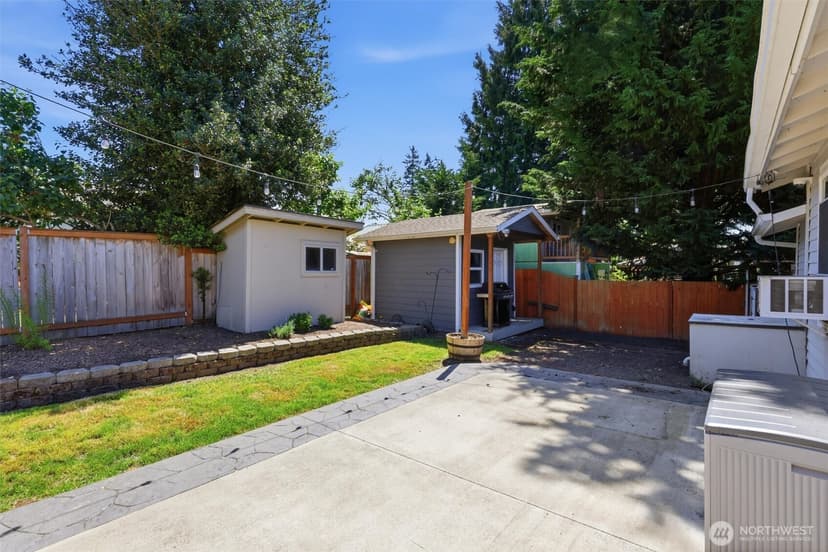 Property photo for 15305 47th Place W, Lynnwood photo 24