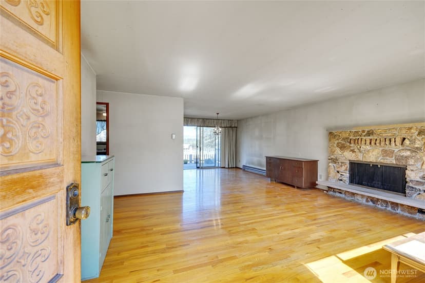 Property photo for 3245 Almira Drive, Bremerton photo 4