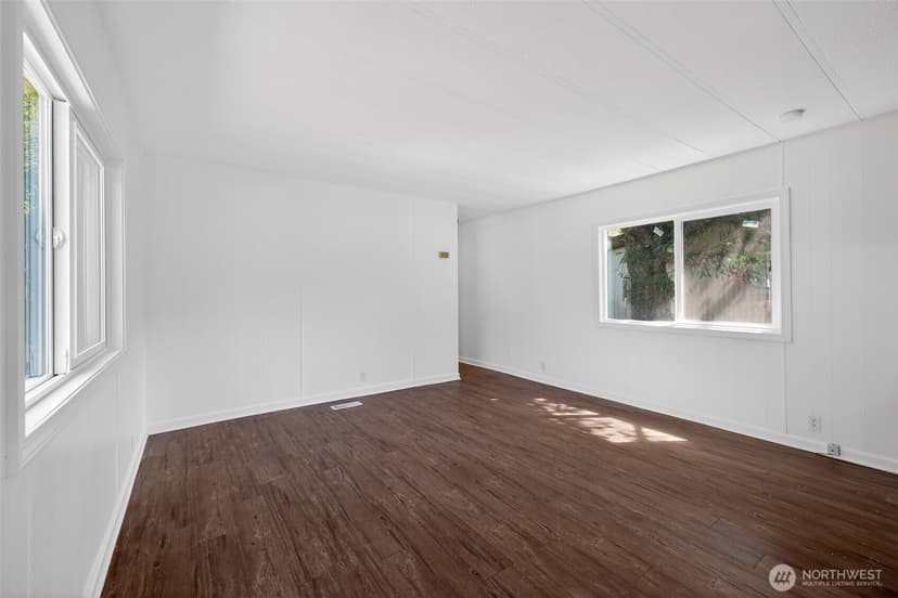 Property photo for 206 E Rain Street, Ocean Shores photo 9
